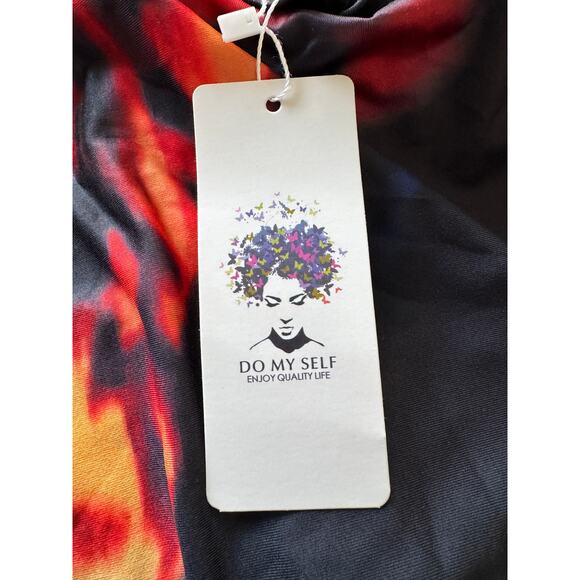 Do My Self - Cowl Neckline FanTail Hem Maxi Dress in Black Blue & Red - Picture 4 of 5